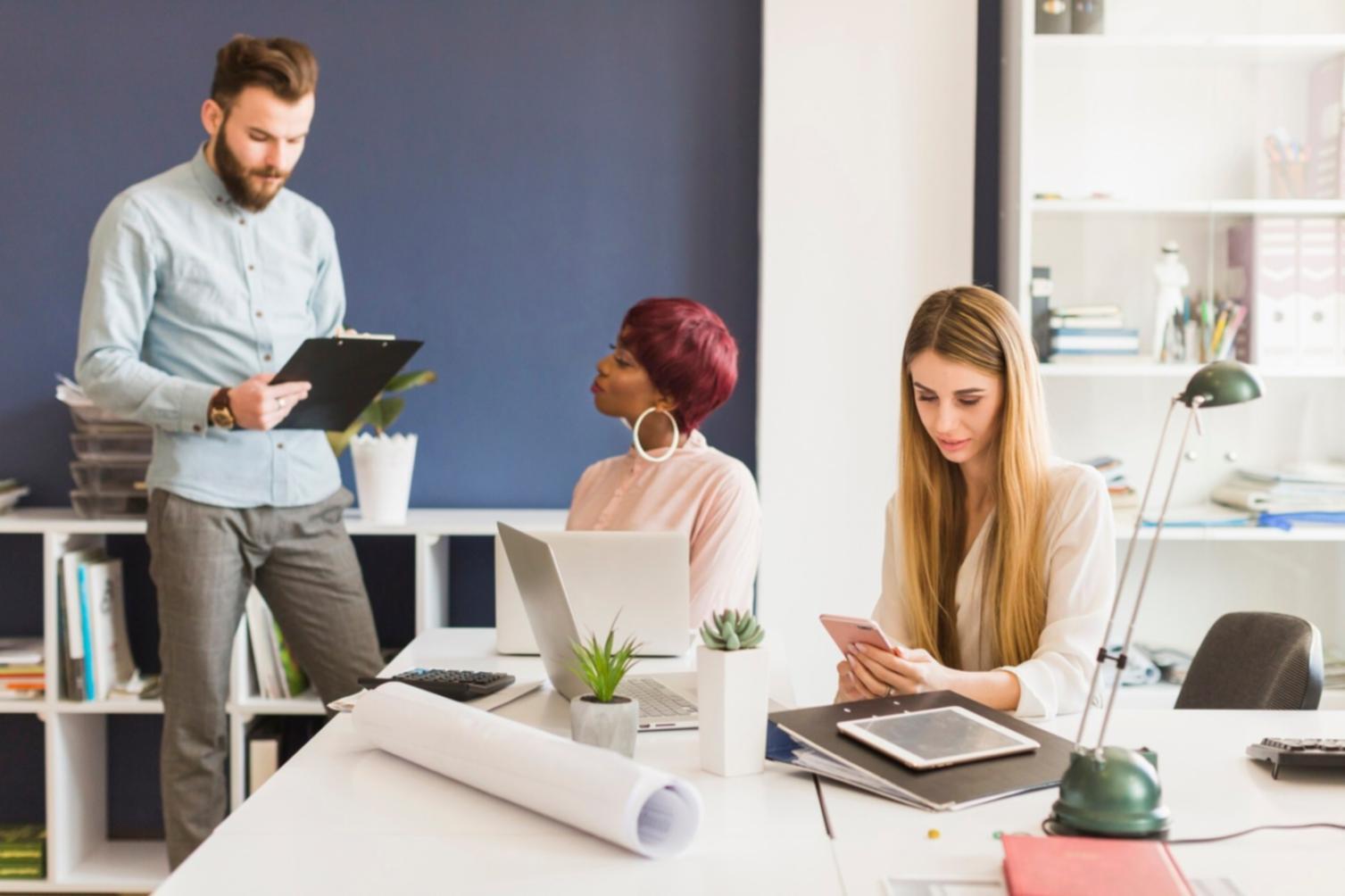 Visual representation of flexible budgeting concepts with interconnected elements